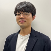 (株)イーウェル菅野氏